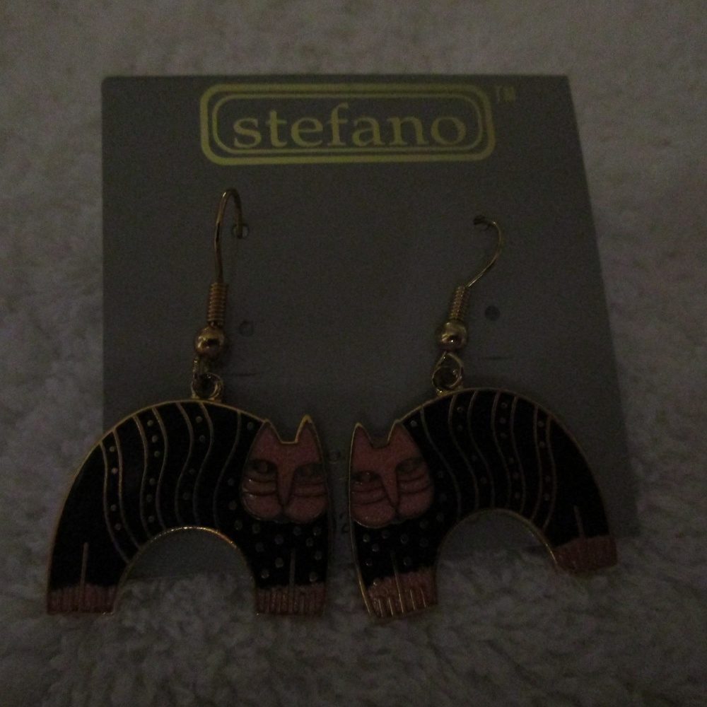 Stefano Enameled Cat Dangle Earrings - Picture 2 of 3